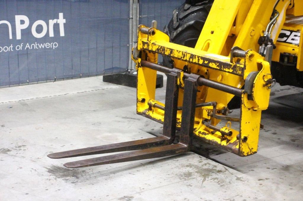 Teleskoplader от тип JCB 536-70 AGRIPRO, Gebrauchtmaschine в Antwerpen (Снимка 10)