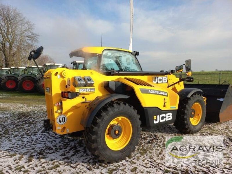 Teleskoplader des Typs JCB 536-95 AGRI SUPER DUAL TEC, Neumaschine in Seelow (Bild 4)