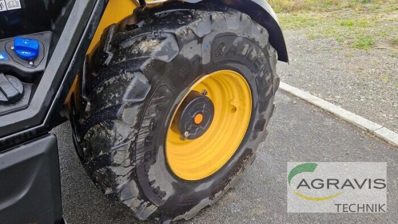 Teleskoplader of the type JCB 536-95 AGRI XTRA DUALTEC VT STUFE V, Gebrauchtmaschine in Grimma (Picture 7)