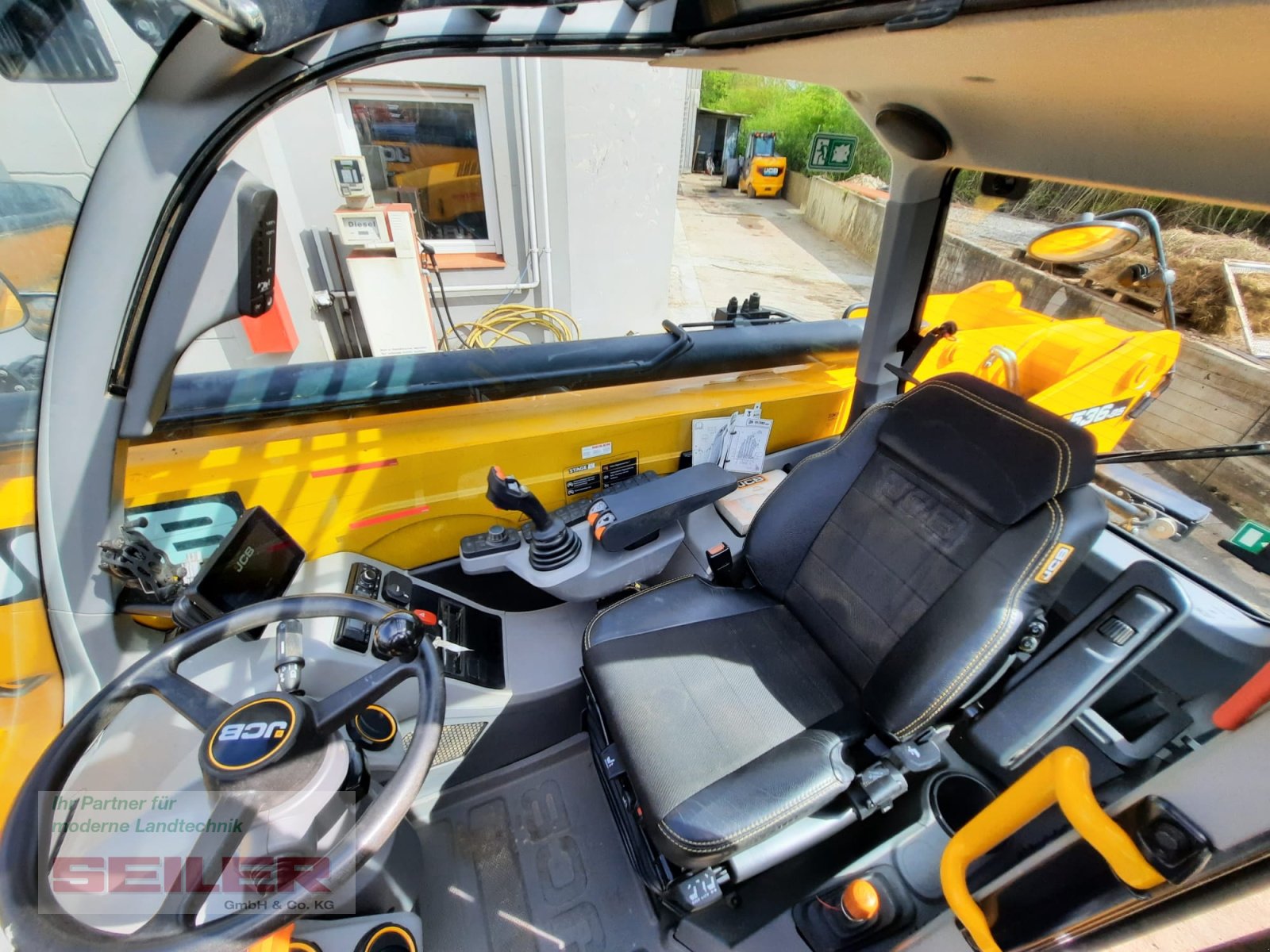 Teleskoplader of the type JCB 536-95 Agri Xtra Q-Fit, Gebrauchtmaschine in Ansbach (Picture 12)