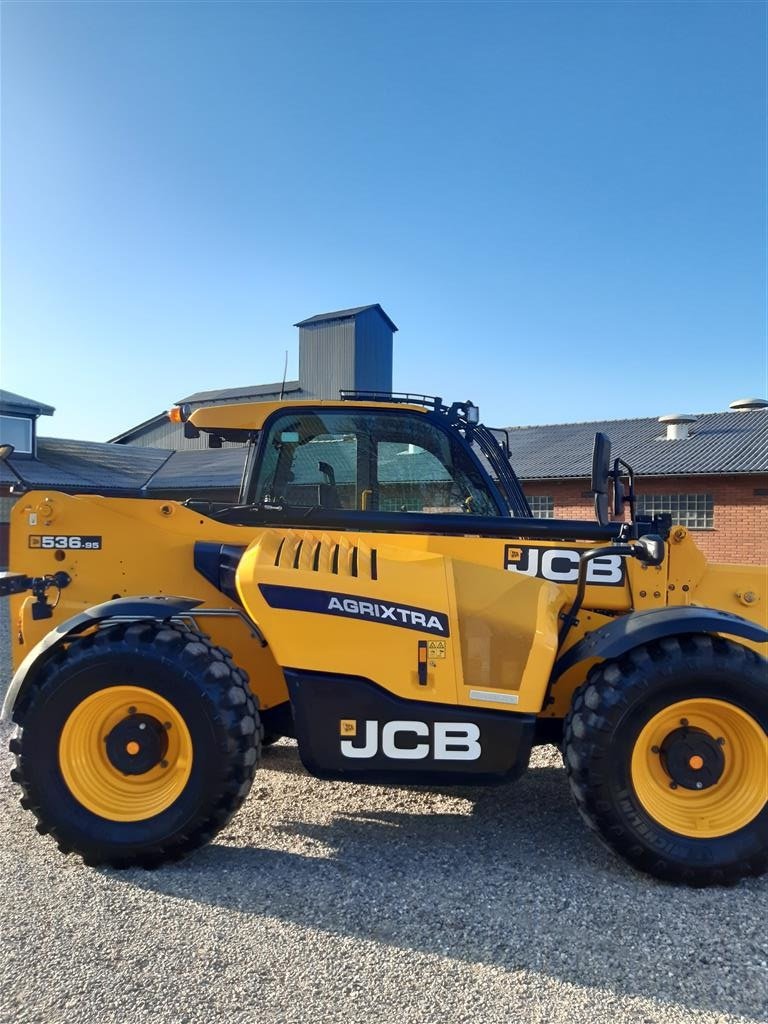 Teleskoplader tipa JCB 536-95 AgriXtra årg.2022 med kun 2756 timer, meget flot., Gebrauchtmaschine u Bylderup-Bov (Slika 1)