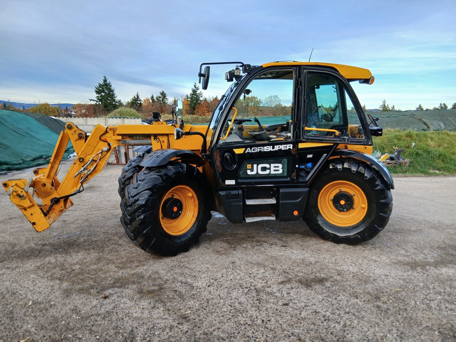 Teleskoplader des Typs JCB 538-60 Agri Super, Gebrauchtmaschine in Neustadt (Bild 2)