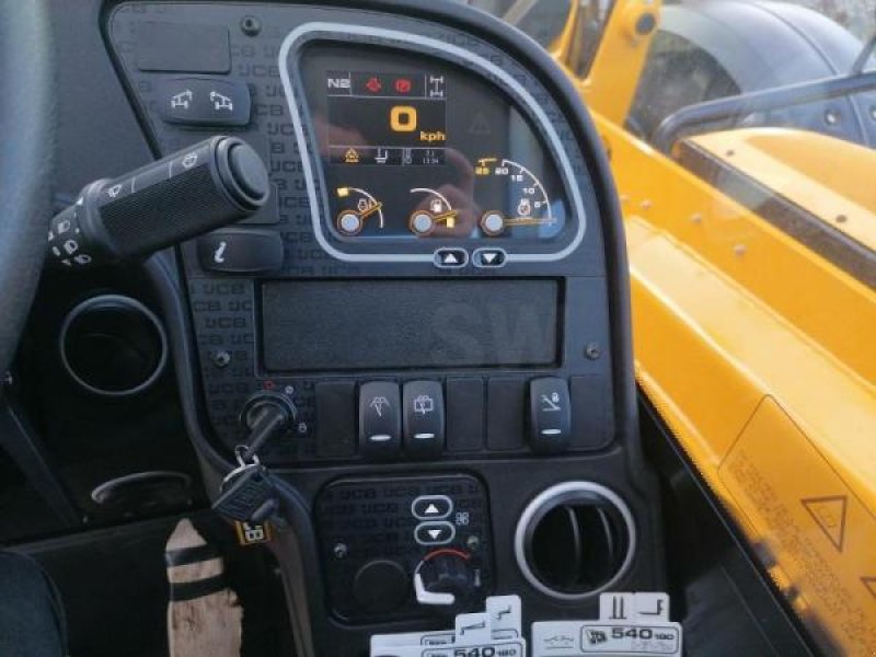 Teleskoplader van het type JCB 540-180, Gebrauchtmaschine in senlis (Foto 10)