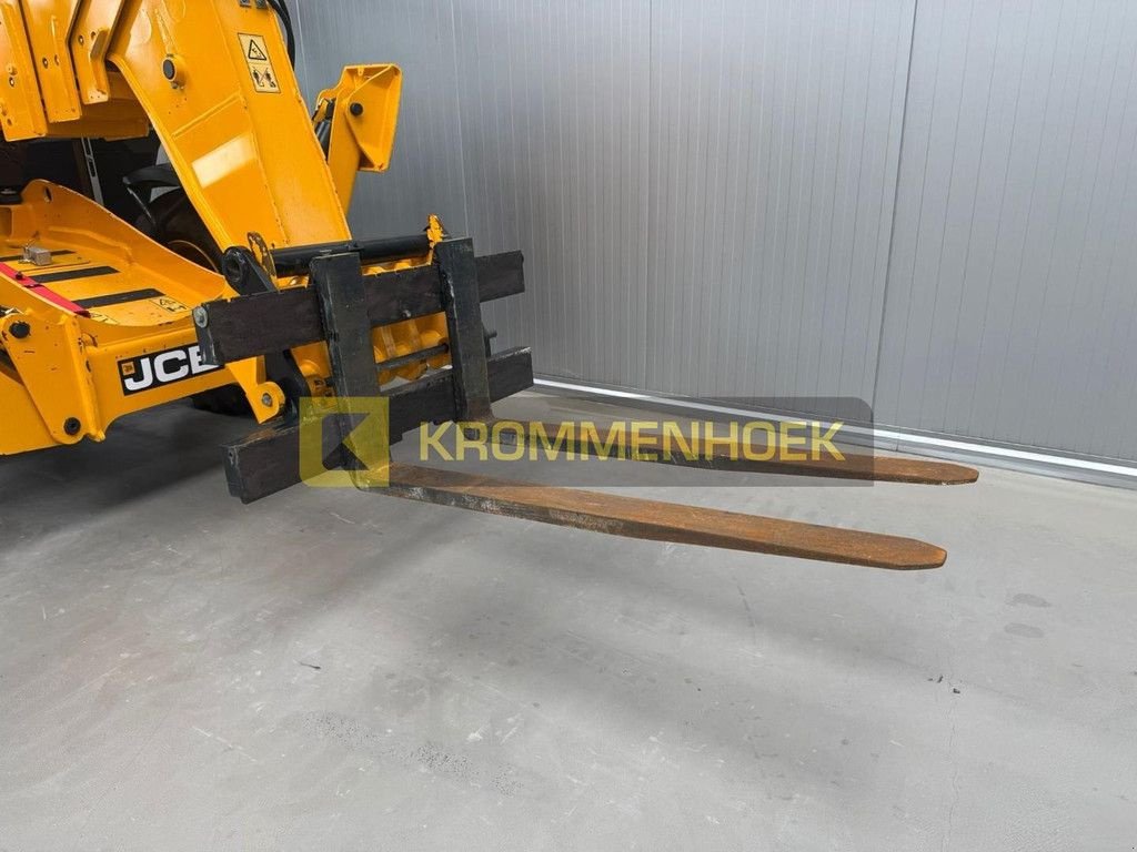 Teleskoplader of the type JCB 540V-180, Gebrauchtmaschine in Apeldoorn (Picture 9)