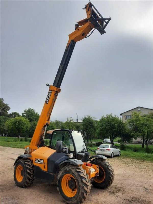 Teleskoplader tip JCB 541-70 AGRI-SUPER Giv et bud!!! Pallegafler, Hitch krog, Aircondition, Central smørring., Gebrauchtmaschine in Kolding (Poză 8)
