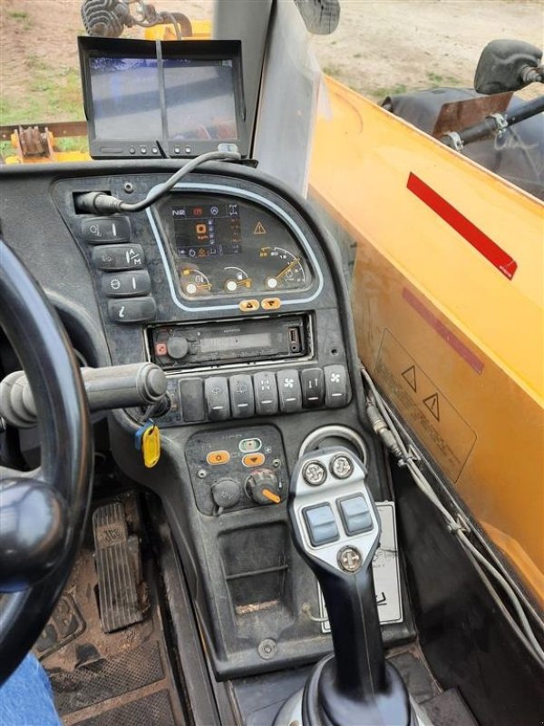 Teleskoplader tip JCB 541-70 AGRI-SUPER Giv et bud!!! Pallegafler, Hitch krog, Aircondition, Central smørring., Gebrauchtmaschine in Kolding (Poză 11)