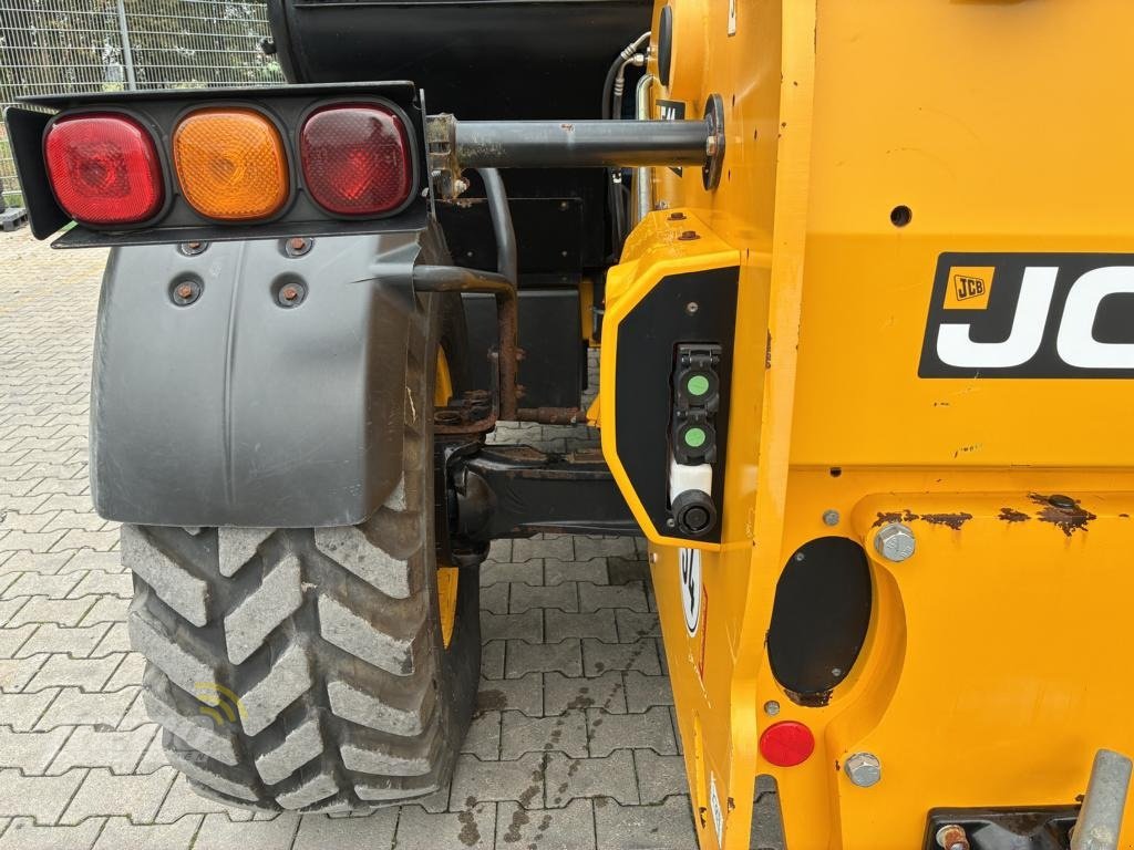 Teleskoplader of the type JCB 541-70 AGRI SUPER, Gebrauchtmaschine in Neuenkirchen-Vörden (Picture 22)