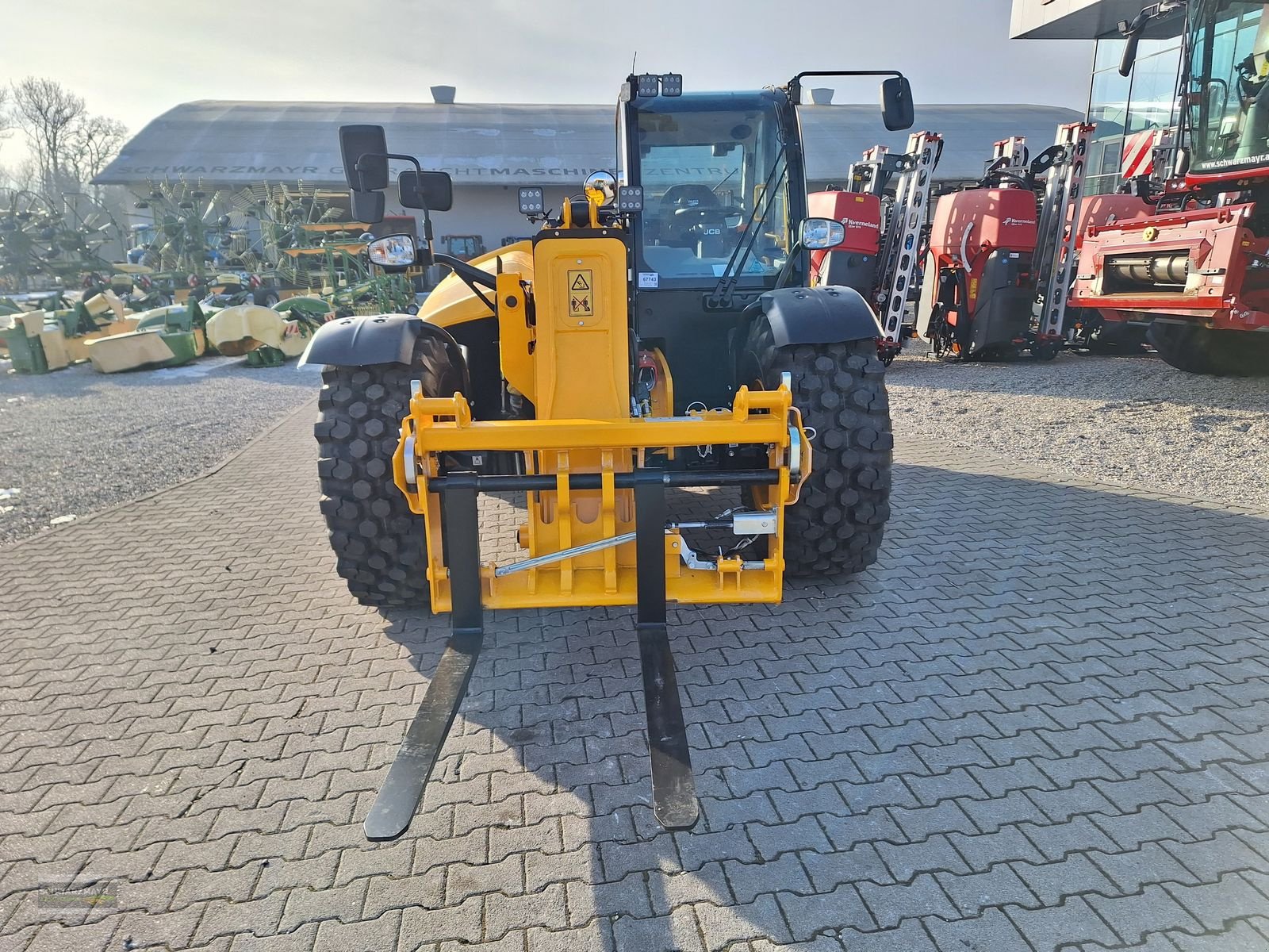 Teleskoplader des Typs JCB 542-100 Agri XTRA DT, Neumaschine in Aurolzmünster (Bild 12)