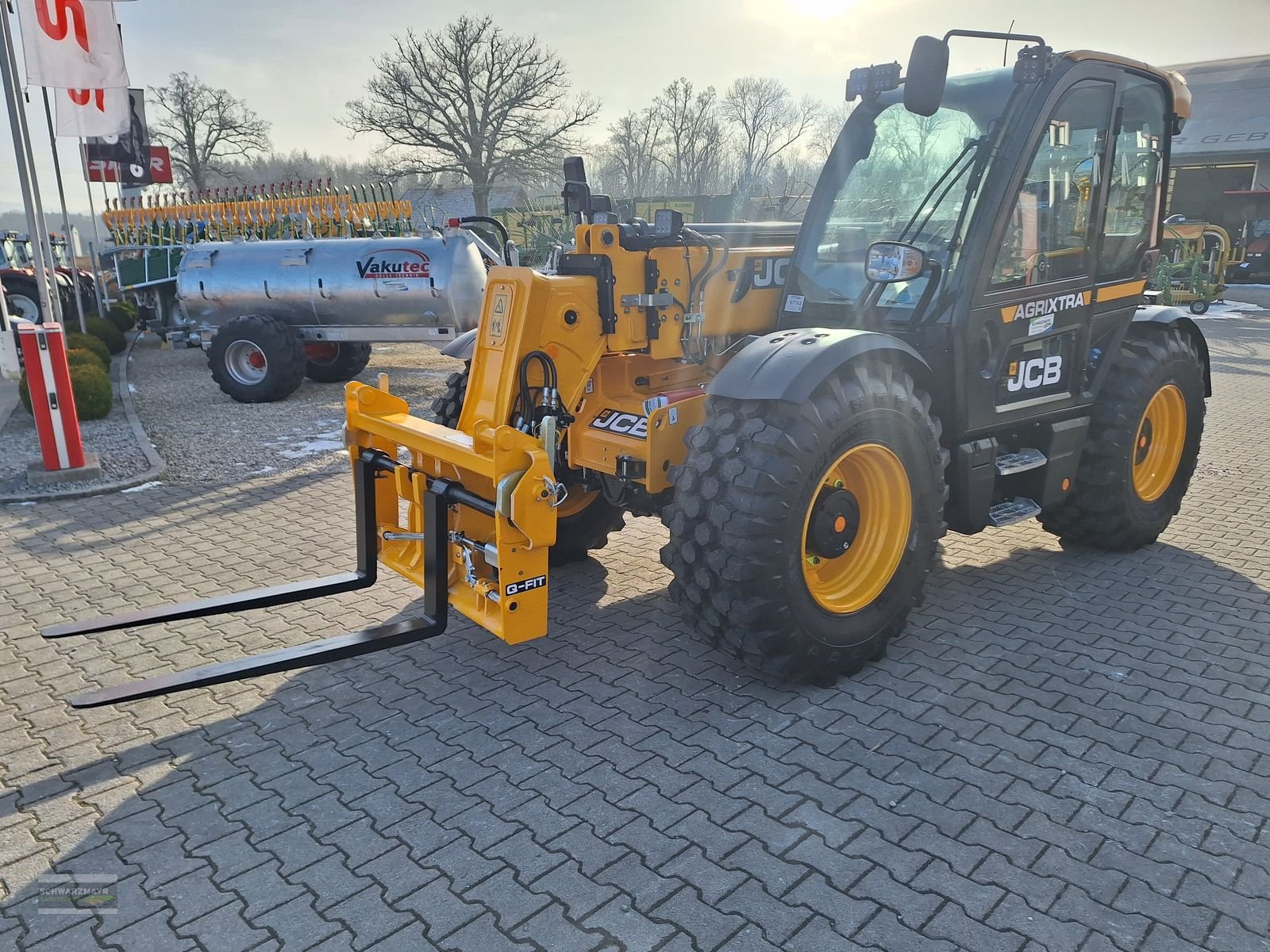 Teleskoplader des Typs JCB 542-100 Agri XTRA DT, Neumaschine in Aurolzmünster (Bild 11)