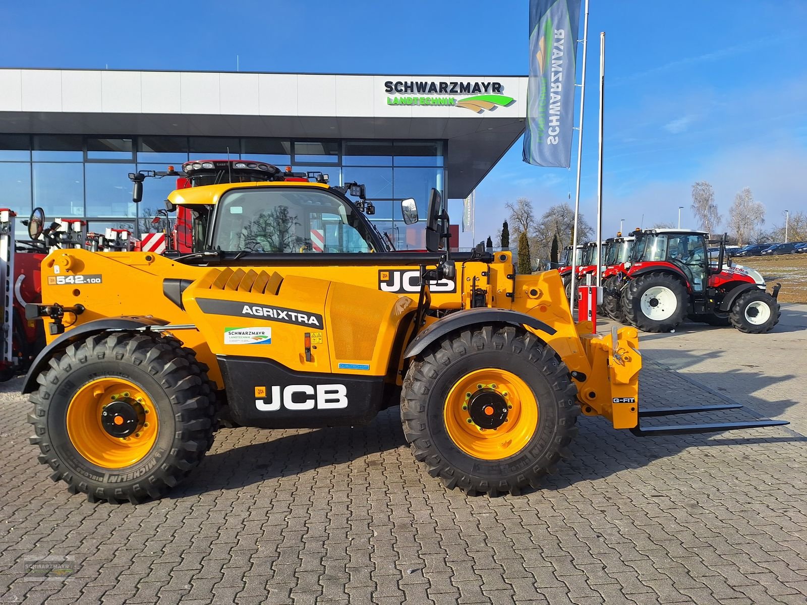 Teleskoplader of the type JCB 542-100 Agri XTRA DT, Neumaschine in Aurolzmünster (Picture 2)