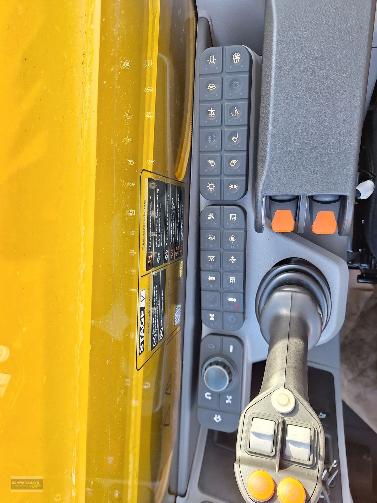 Teleskoplader of the type JCB 542-100 Agri XTRA DT, Neumaschine in Aurolzmünster (Picture 19)