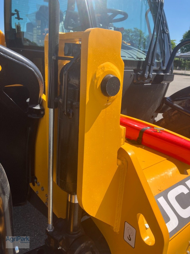 Teleskoplader of the type JCB 542-100 AGRIXTRA SWAY, Neumaschine in Kirchdorf (Picture 11)