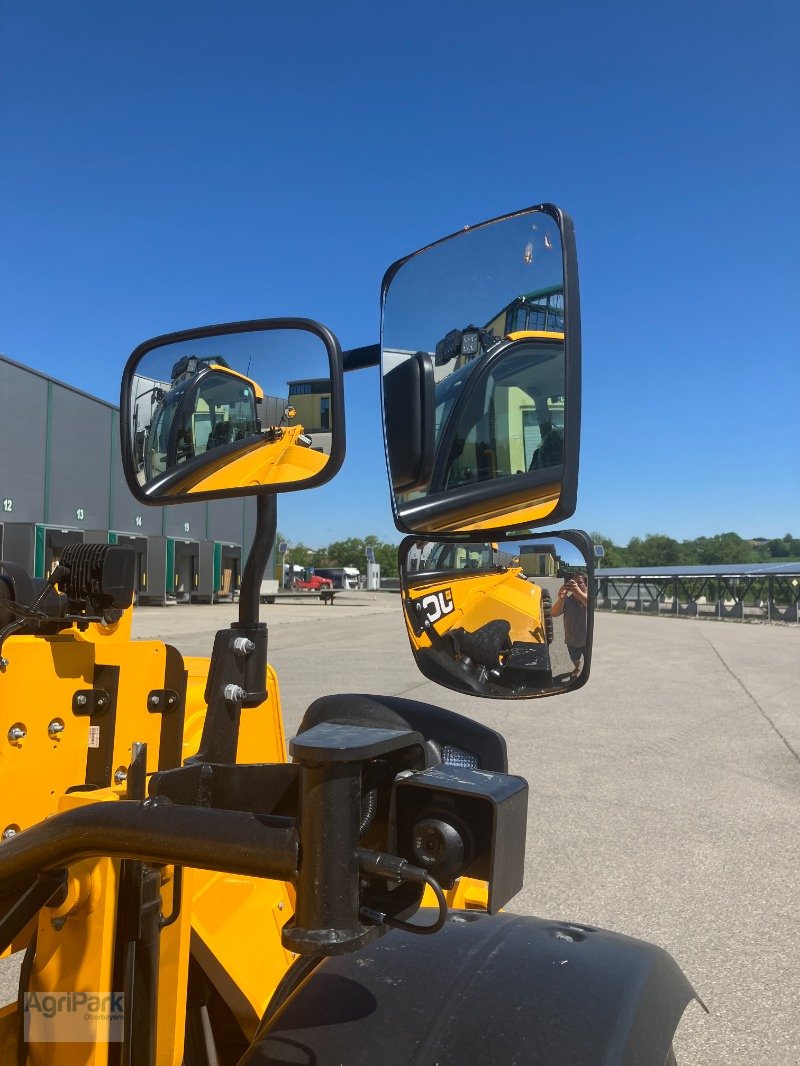 Teleskoplader of the type JCB 542-100 AGRIXTRA SWAY, Neumaschine in Kirchdorf (Picture 13)