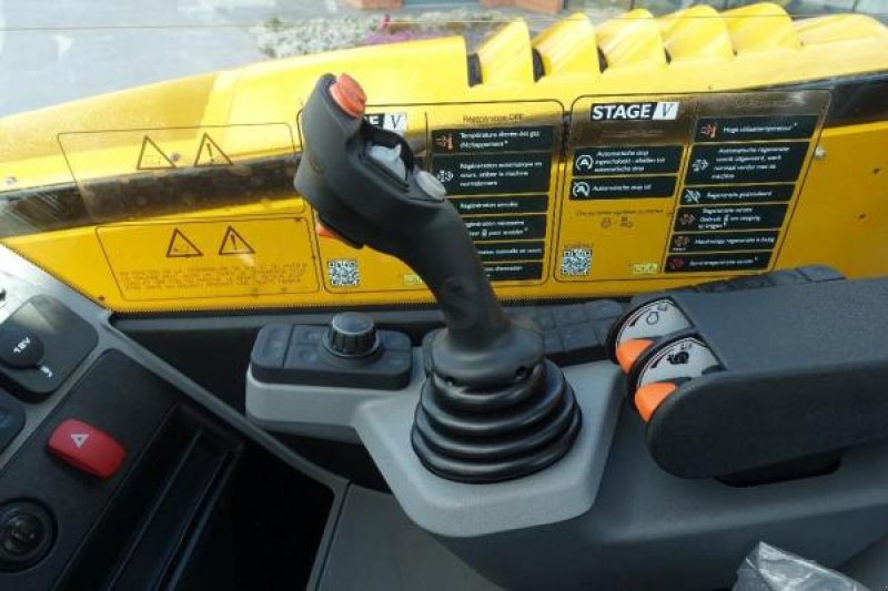 Teleskoplader tip JCB 542-70 Agri Super DTVT 130 CV, Gebrauchtmaschine in Sorée (Poză 4)