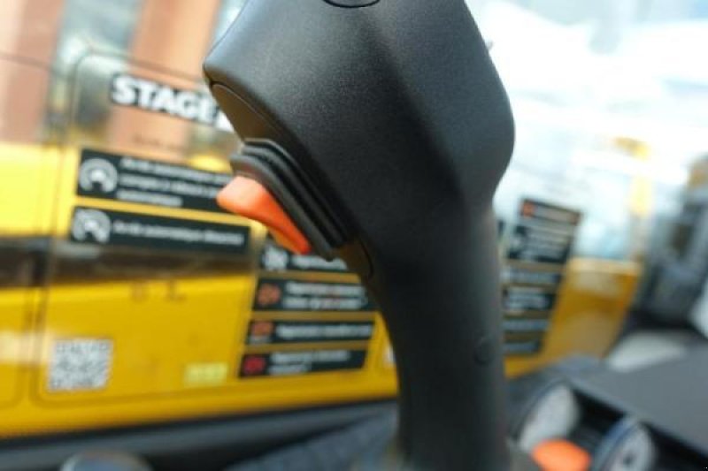 Teleskoplader tip JCB 542-70 Agri Super DTVT 130 CV, Gebrauchtmaschine in Sorée (Poză 8)