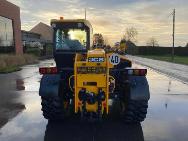 Teleskoplader des Typs JCB 542 70 Agri Super Powershift 6 vitesses, Gebrauchtmaschine in Sorée (Bild 5)