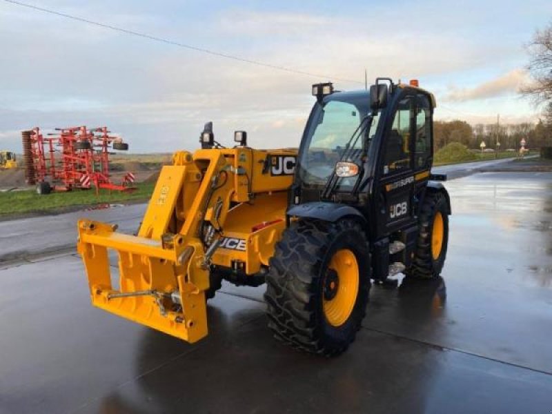 Teleskoplader des Typs JCB 542 70 Agri Super Powershift 6 vitesses, Gebrauchtmaschine in Sorée (Bild 3)