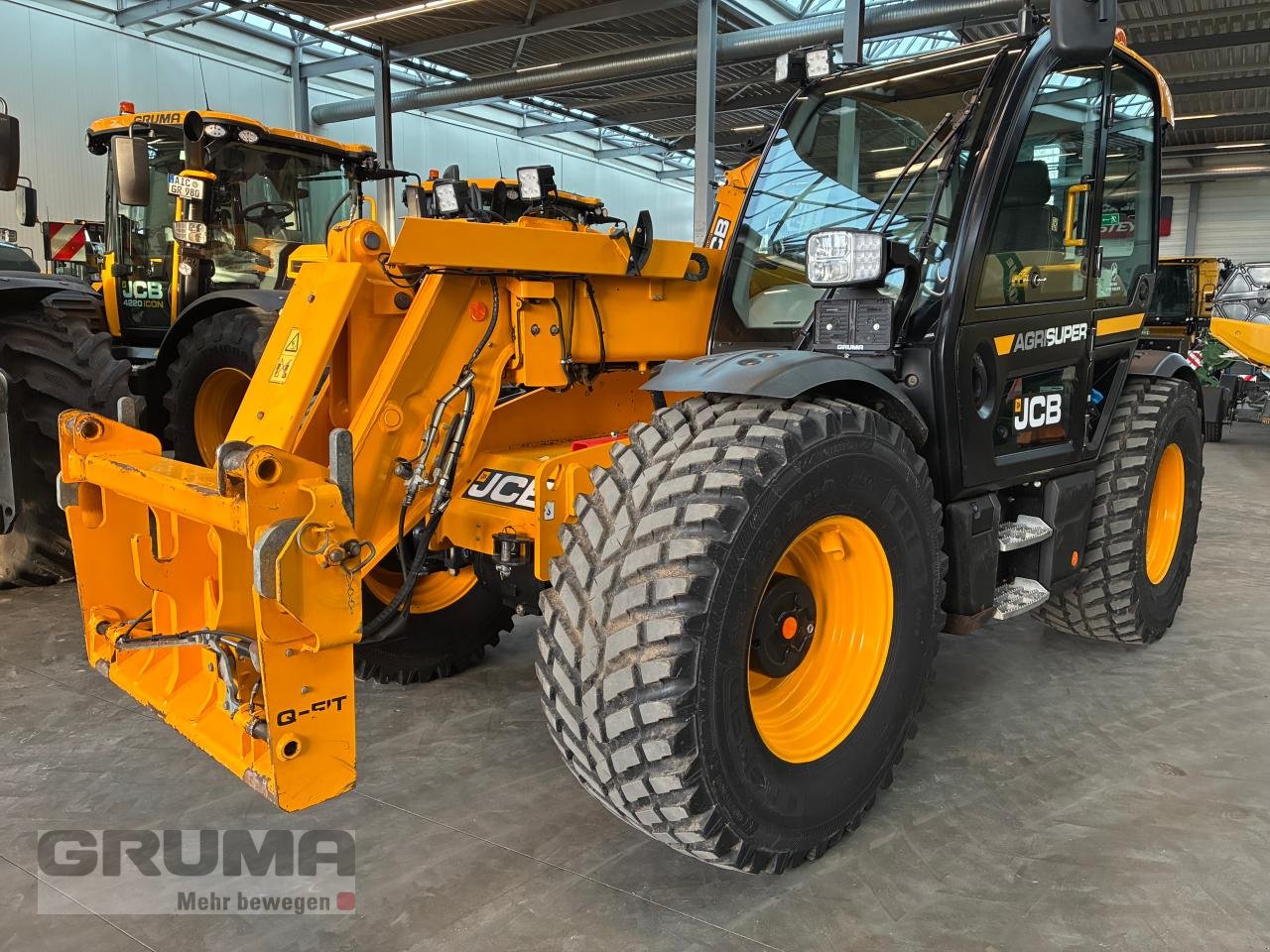 Teleskoplader des Typs JCB 542-70 AGRI SUPER, Gebrauchtmaschine in Friedberg-Derching (Bild 2)