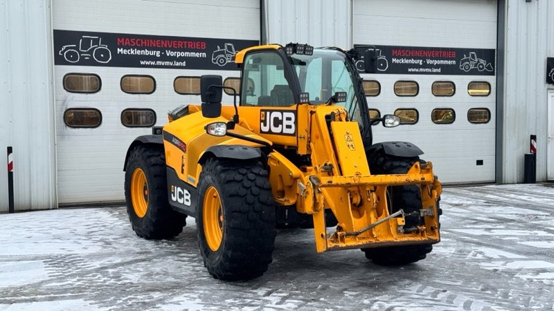 Teleskoplader del tipo JCB 542-70 AGRIPRO 50km/h 175 PS Garantie bis 2028/3000Bh, Gebrauchtmaschine In Neubrandenburg (Immagine 5)