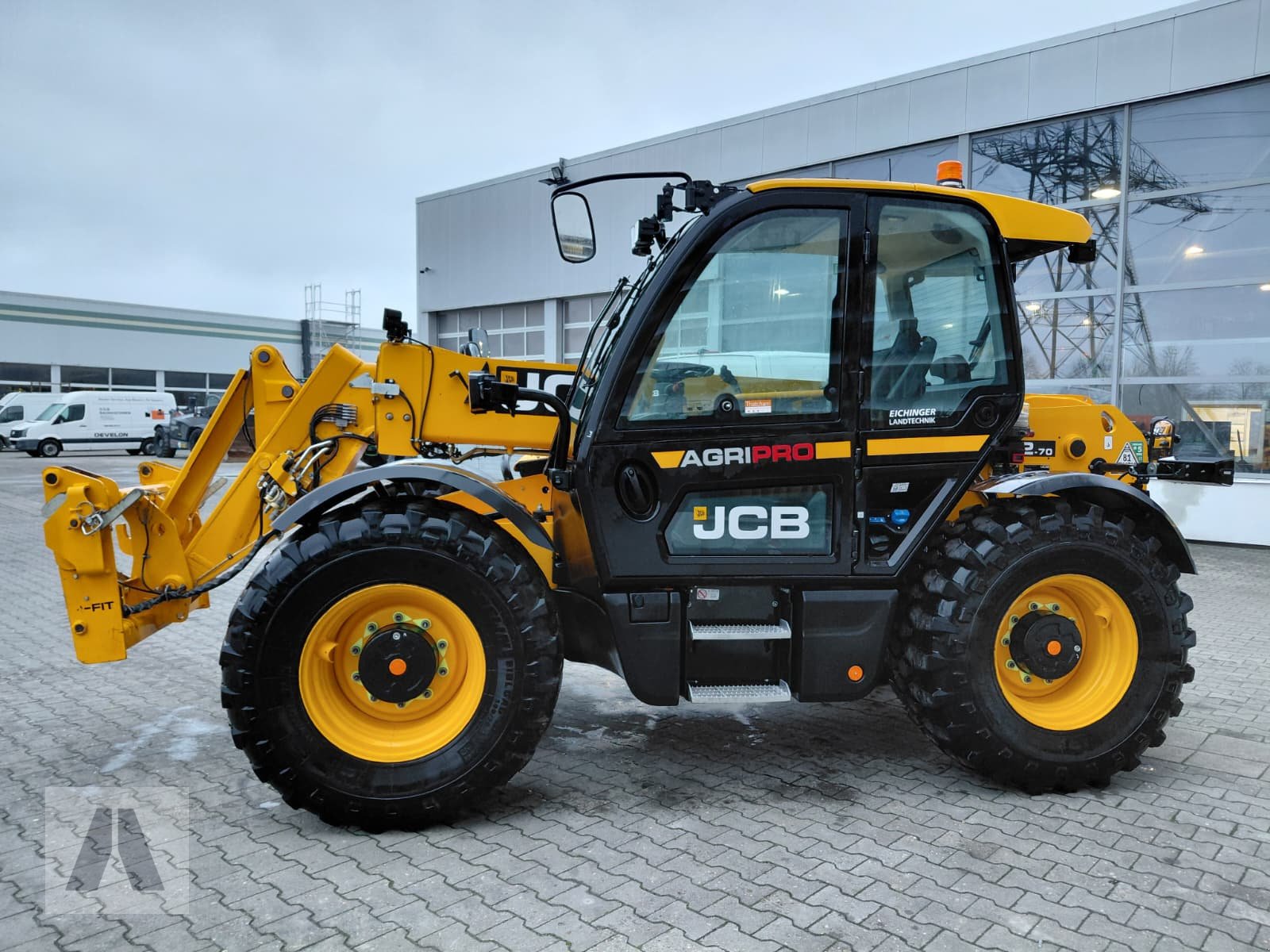 Teleskoplader of the type JCB 542-70 AgriPro, Gebrauchtmaschine in Regensburg (Picture 3)