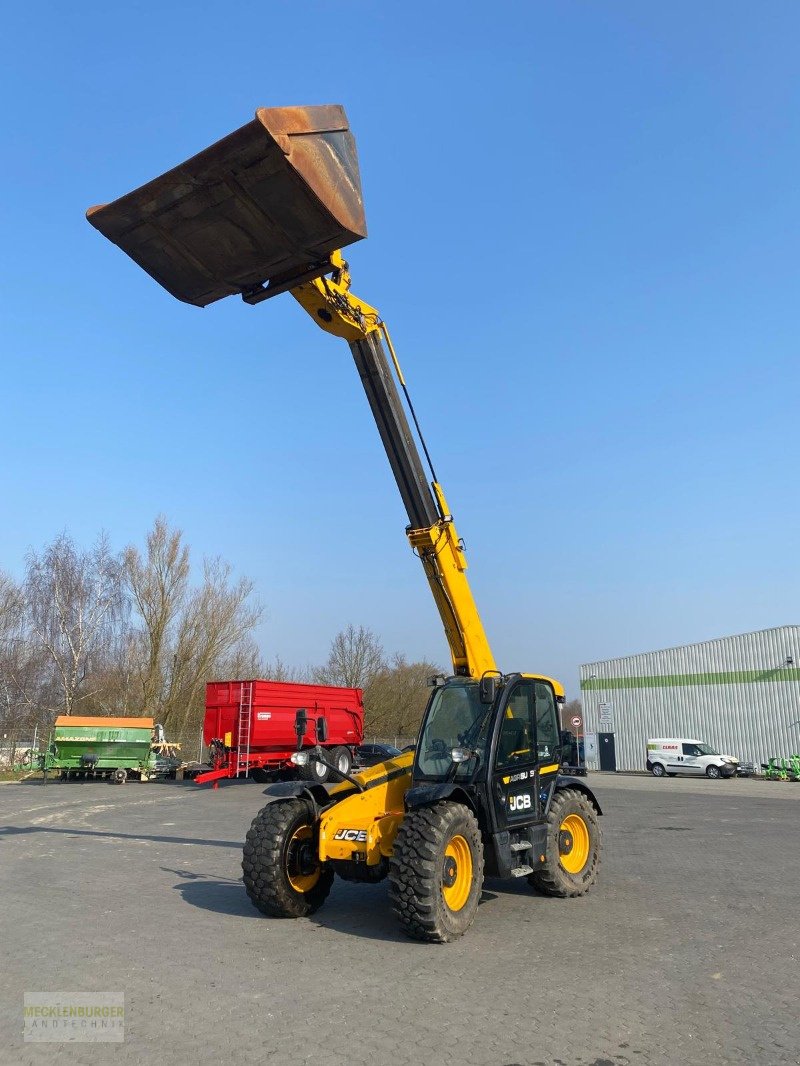 Teleskoplader of the type JCB 542-70 Agrisuper - Modell 2020, Gebrauchtmaschine in Teterow (Picture 13)