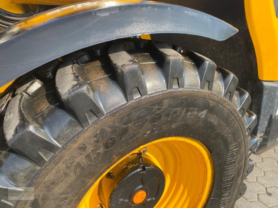 Teleskoplader of the type JCB 542-70 Agrisuper - Modell 2020, Gebrauchtmaschine in Teterow (Picture 9)