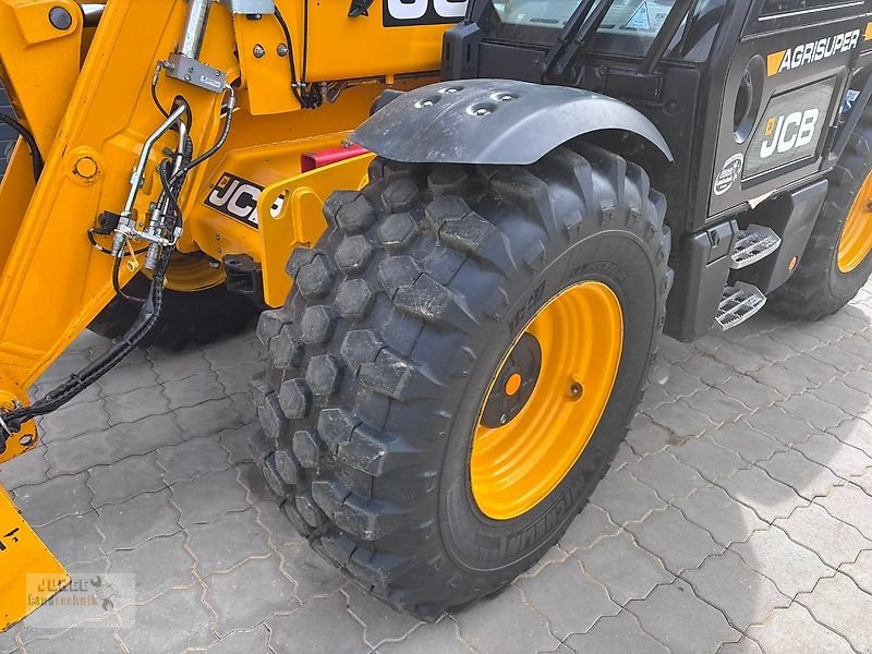 Teleskoplader des Typs JCB 542-70 AgriSuper, Gebrauchtmaschine in Geestland (Bild 17)