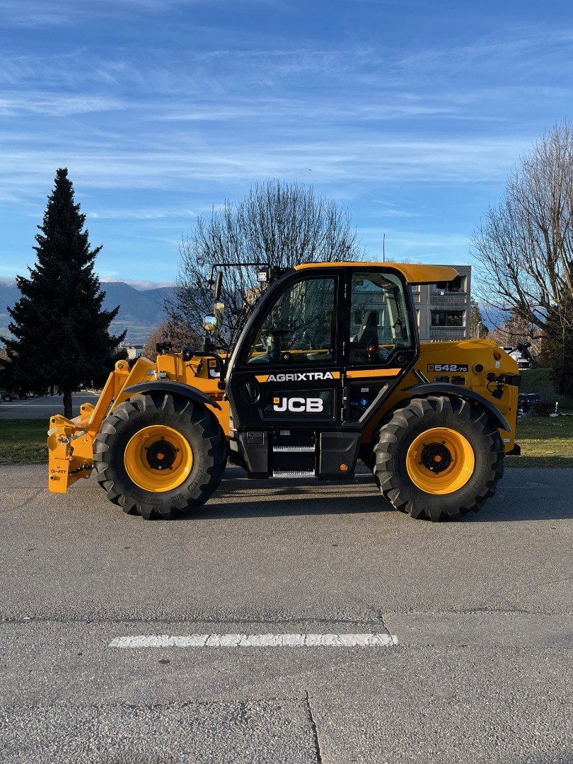 Teleskoplader tip JCB 542-70, Ausstellungsmaschine in Domdidier (Poză 4)