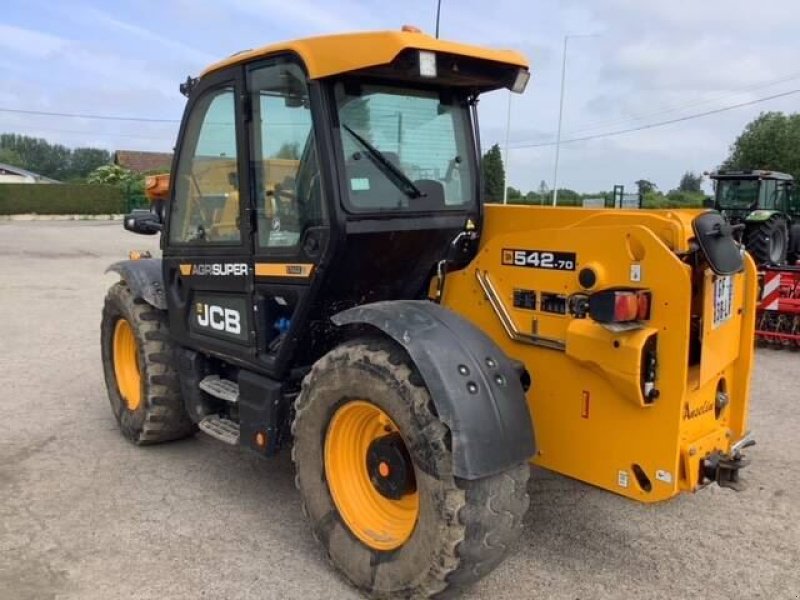 Teleskoplader typu JCB 542-70AGRISUP, Gebrauchtmaschine v les hayons (Obrázek 3)