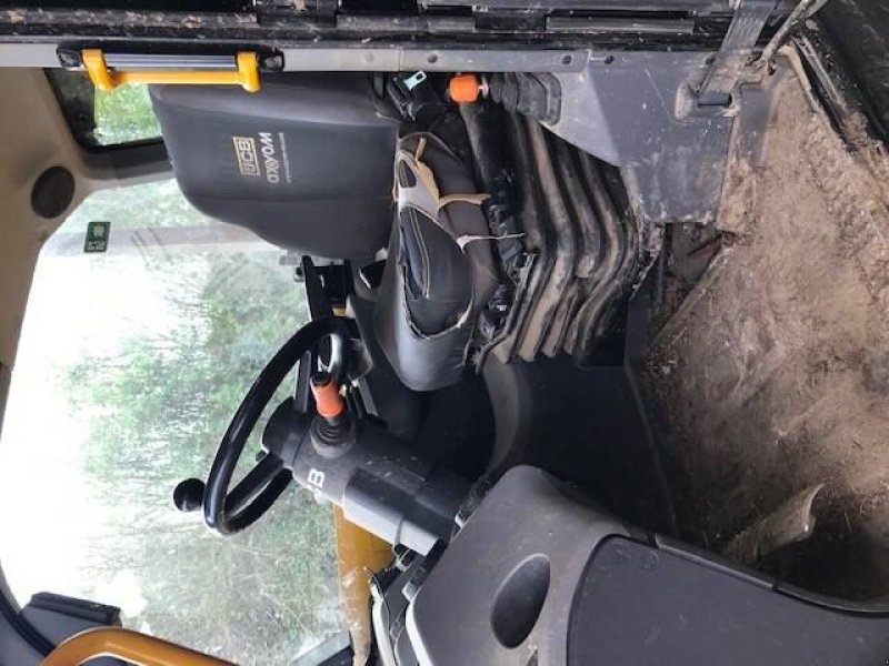 Teleskoplader typu JCB 542-70AGRIXTRA, Gebrauchtmaschine v les hayons (Obrázek 4)