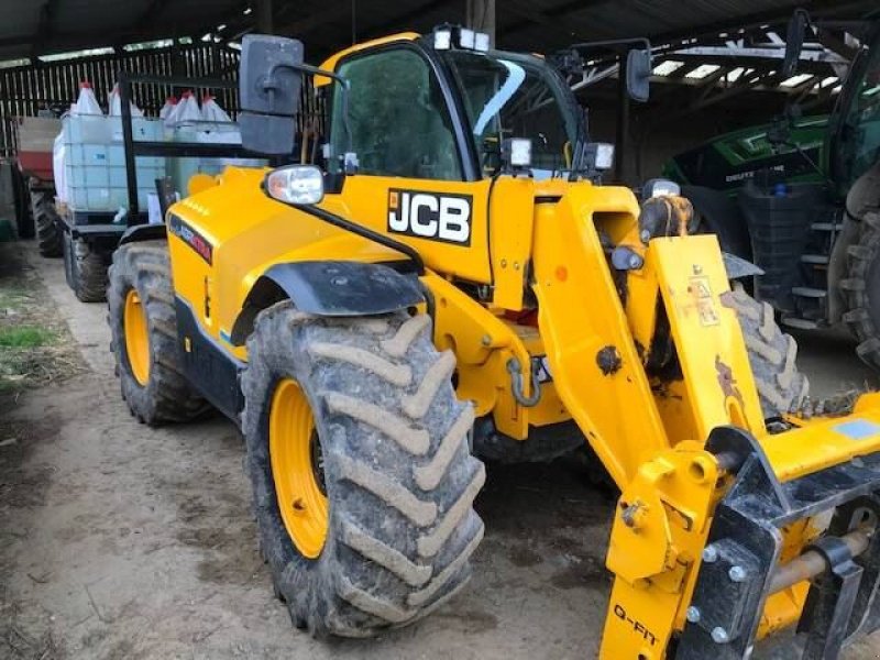 Teleskoplader typu JCB 542-70AGRIXTRA, Gebrauchtmaschine v les hayons (Obrázek 2)