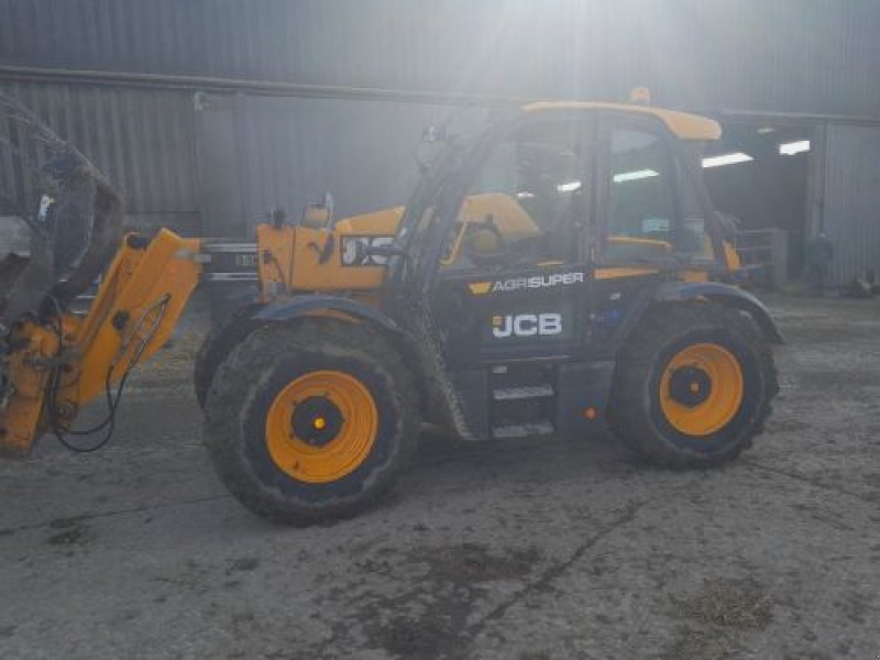 Teleskoplader typu JCB 54270AGST4F, Gebrauchtmaschine v Sainte Menehould (Obrázek 1)