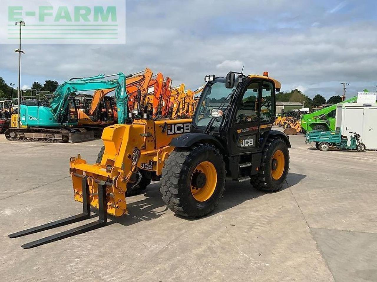 Teleskoplader des Typs JCB 560-80 agri xtra telehandler (st23410), Gebrauchtmaschine in SHAFTESBURY (Bild 10)