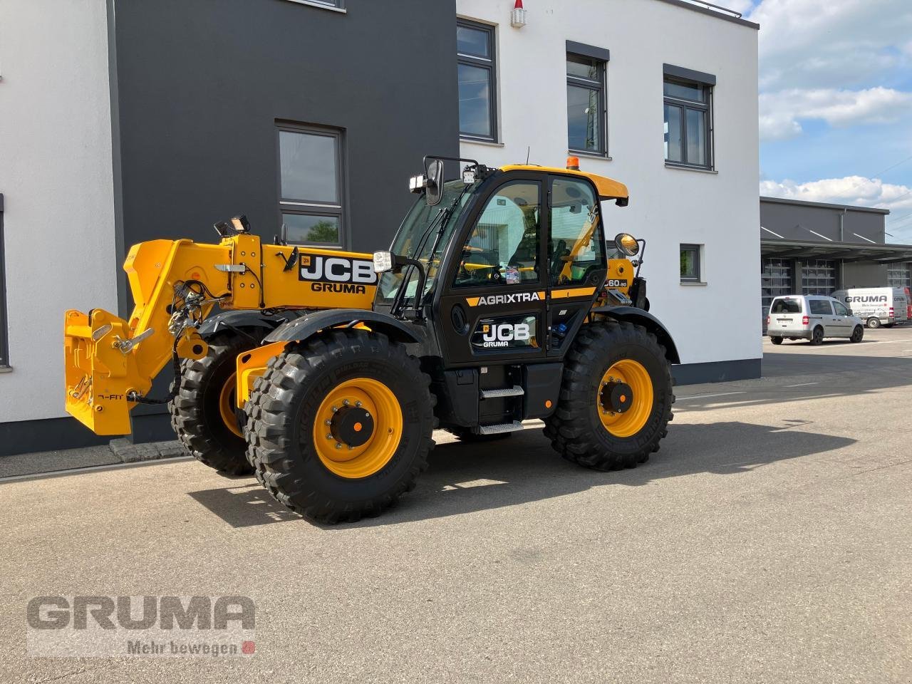 Teleskoplader des Typs JCB 560-80 AGRI XTRA, Vorführmaschine in Friedberg-Derching (Bild 1)