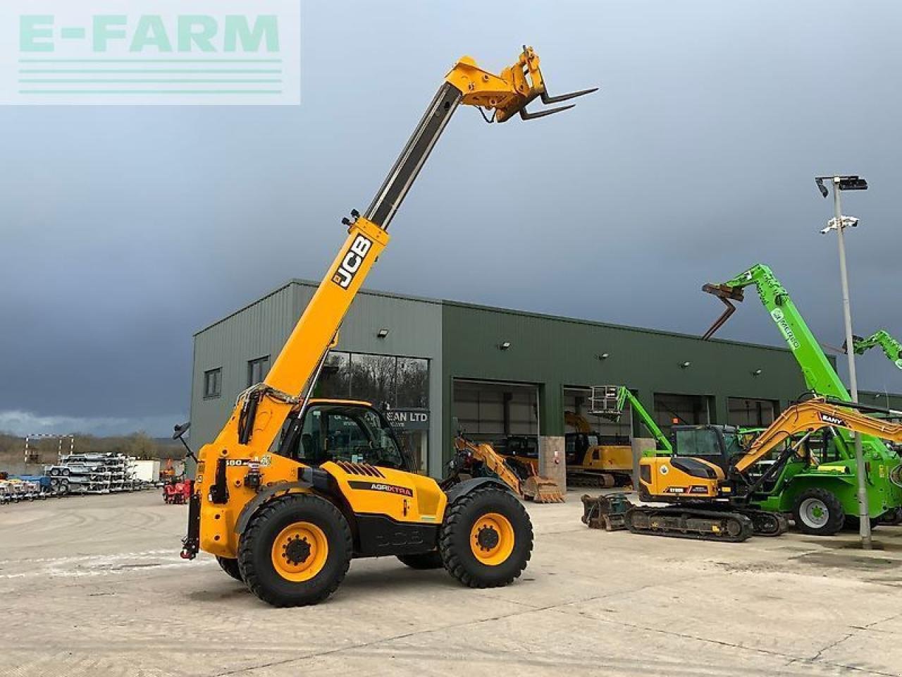 Teleskoplader of the type JCB 560-80 agrixtra telehandler (st25579), Gebrauchtmaschine in SHAFTESBURY (Picture 16)