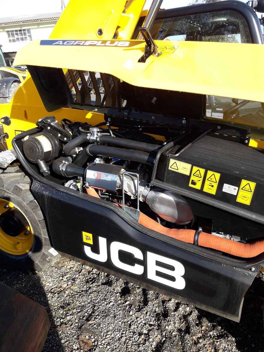 Teleskoplader a típus JCB Kompaktteleskoplader 525-60, Neumaschine ekkor: Wien (Kép 11)