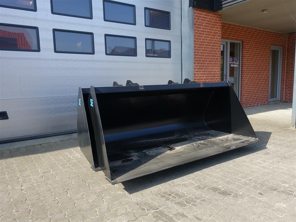 Teleskoplader des Typs JCB SKOVL 240CM  1400 LITER // FABRIKSNY, Gebrauchtmaschine in Skive (Bild 1)