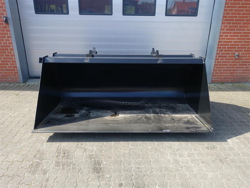 Teleskoplader des Typs JCB SKOVL 240CM  1400 LITER // FABRIKSNY, Gebrauchtmaschine in Skive (Bild 2)