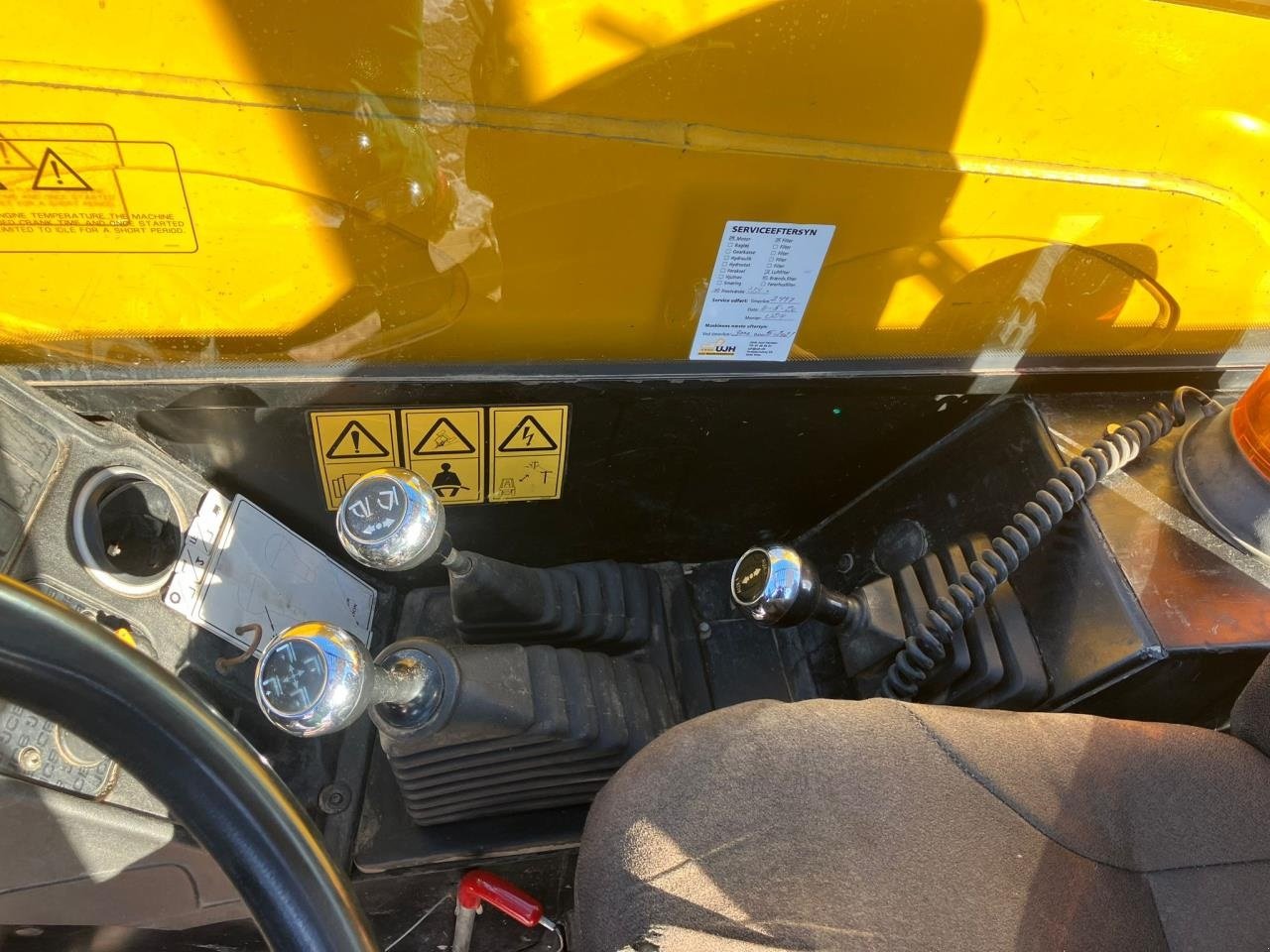 Teleskoplader типа JCB TELESKOPLÆSSERE-JCB, Gebrauchtmaschine в Brønderslev (Фотография 13)