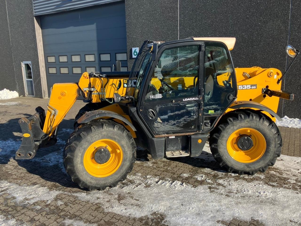Teleskoplader типа JCB TELESKOPLÆSSERE-JCB, Gebrauchtmaschine в Brønderslev (Фотография 2)