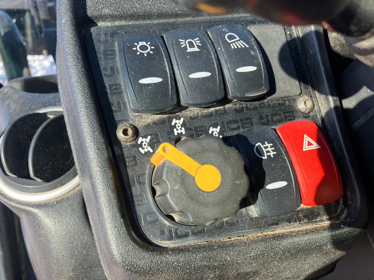 Teleskoplader типа JCB TELESKOPLÆSSERE-JCB, Gebrauchtmaschine в Brønderslev (Фотография 15)