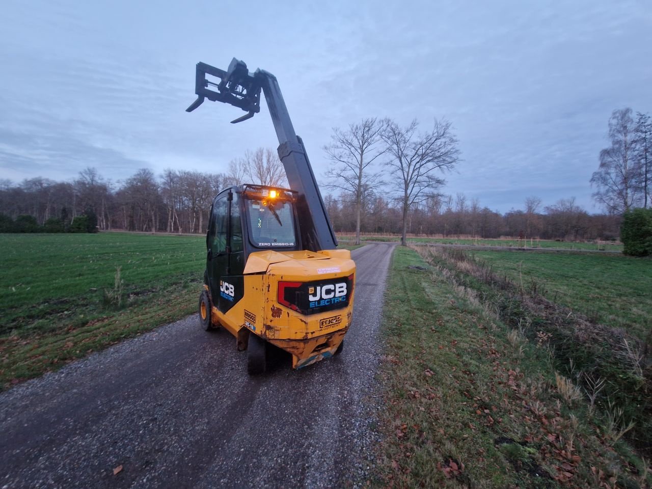 Teleskoplader типа JCB TLT 30, Gebrauchtmaschine в Oirschot (Фотография 5)
