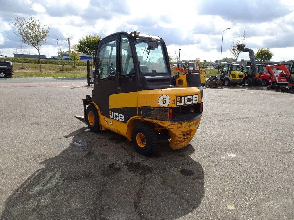 Teleskoplader typu JCB TLT30, Gebrauchtmaschine v Zutphen (Obrázek 4)