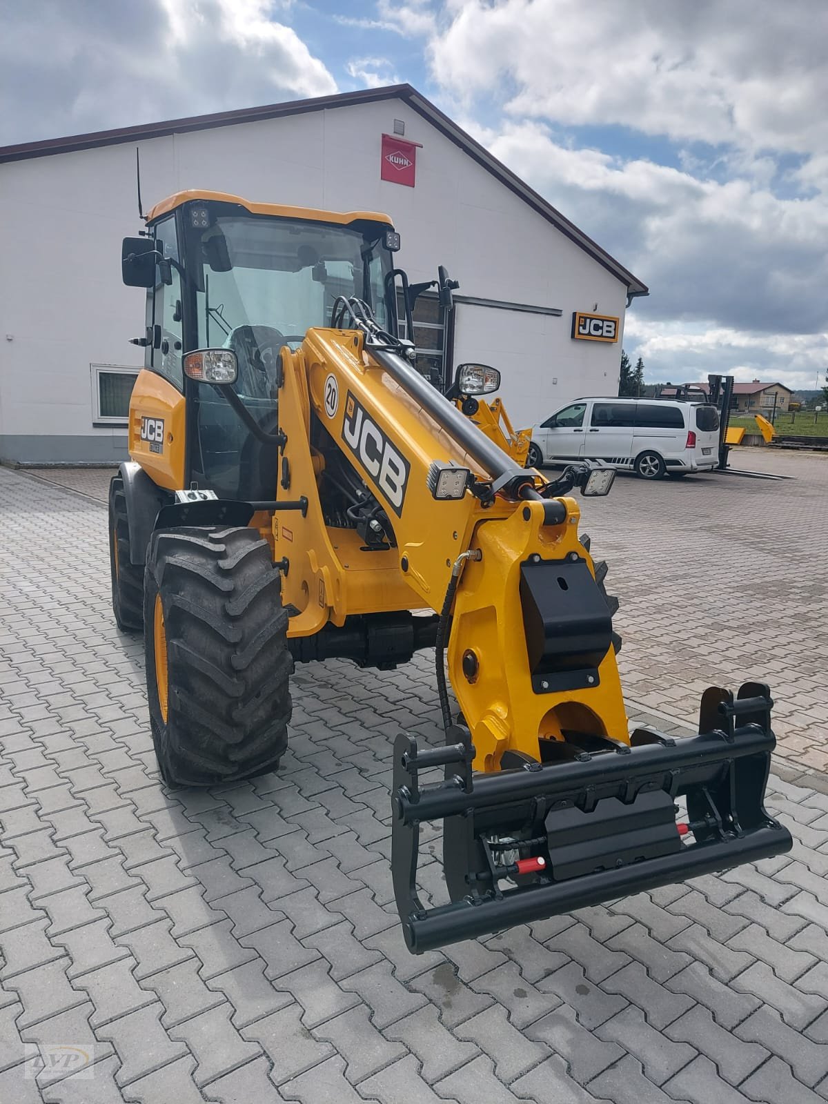 Teleskoplader of the type JCB TM 180 Agri, Neumaschine in Pegnitz (Picture 4)