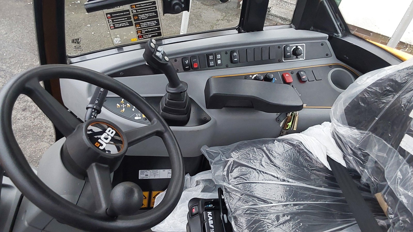 Teleskoplader of the type JCB TM 180 Agri, Neumaschine in Döllstädt (Picture 13)