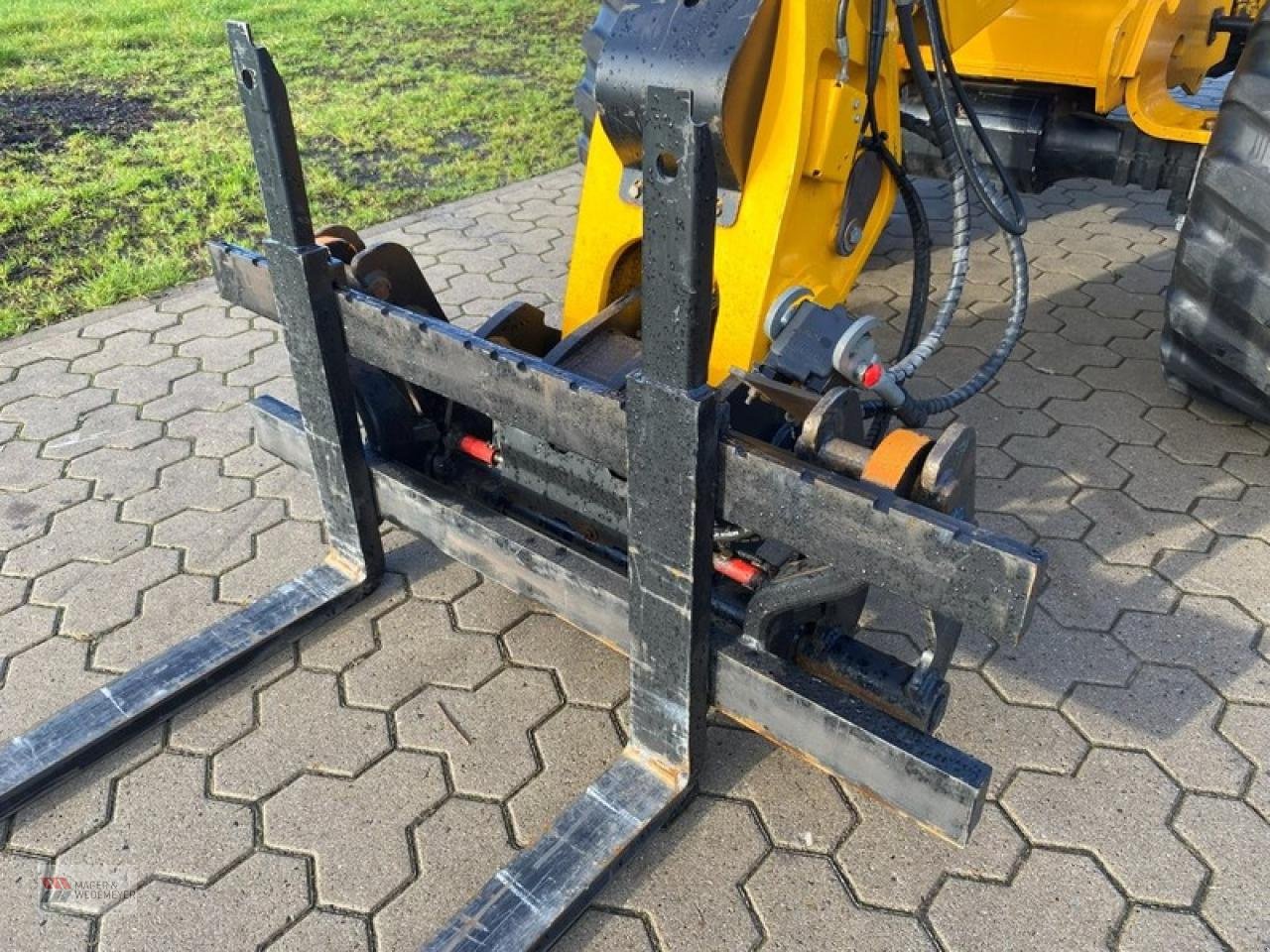 Teleskoplader of the type JCB TM 220 - 40 KM/H, Gebrauchtmaschine in Oyten (Picture 2)