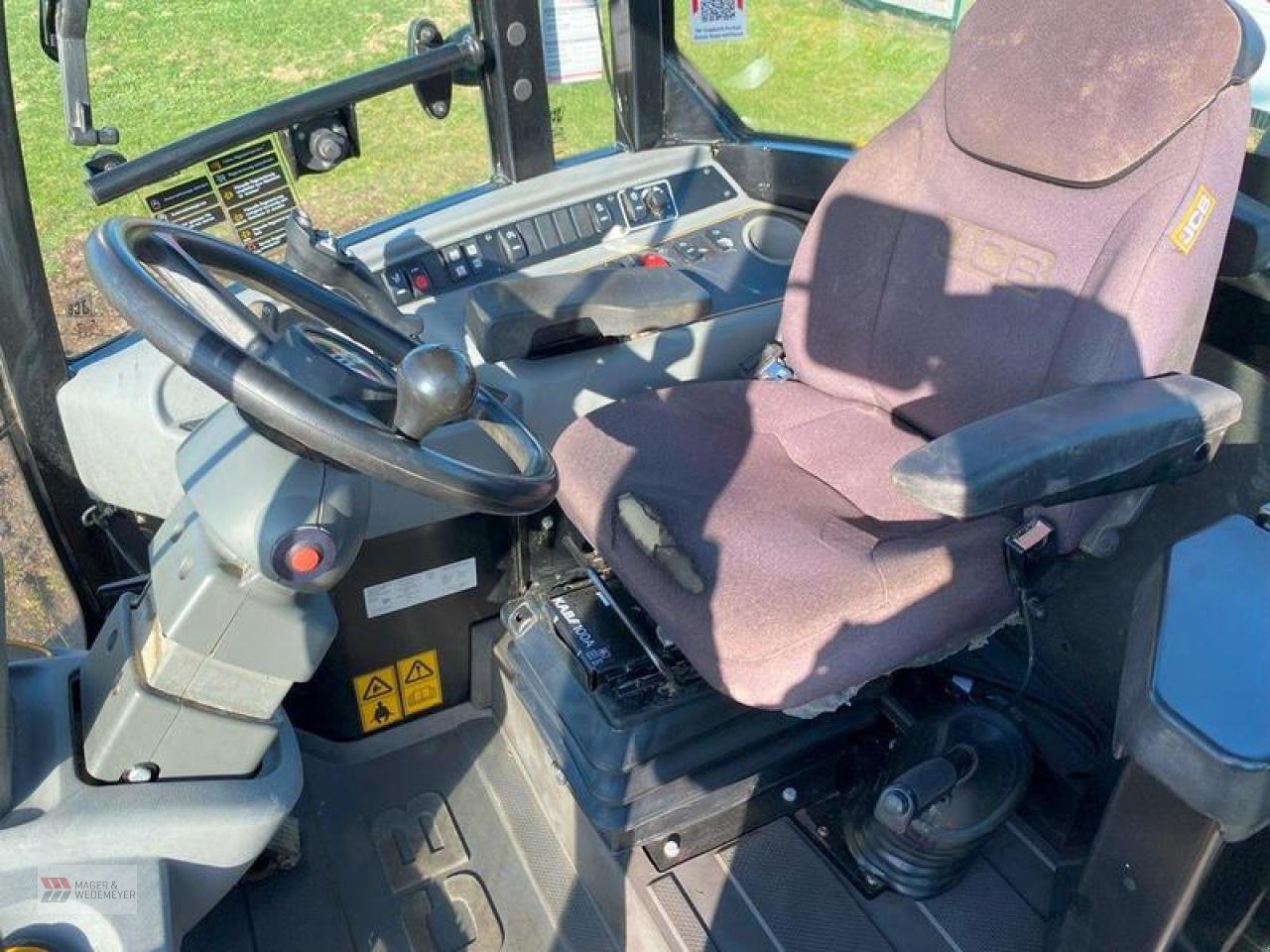 Teleskoplader of the type JCB TM 220 TELESKOPRADLADER, Gebrauchtmaschine in Oyten (Picture 8)