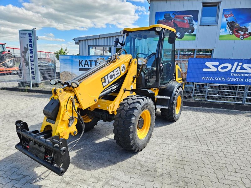 Teleskoplader a típus JCB TM 220, Gebrauchtmaschine ekkor: Stuhr (Kép 1)