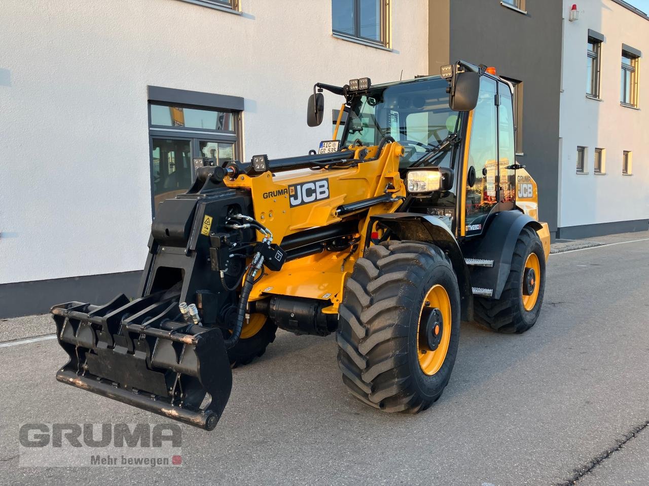 Teleskoplader a típus JCB TM 280S, Neumaschine ekkor: Friedberg-Derching (Kép 2)