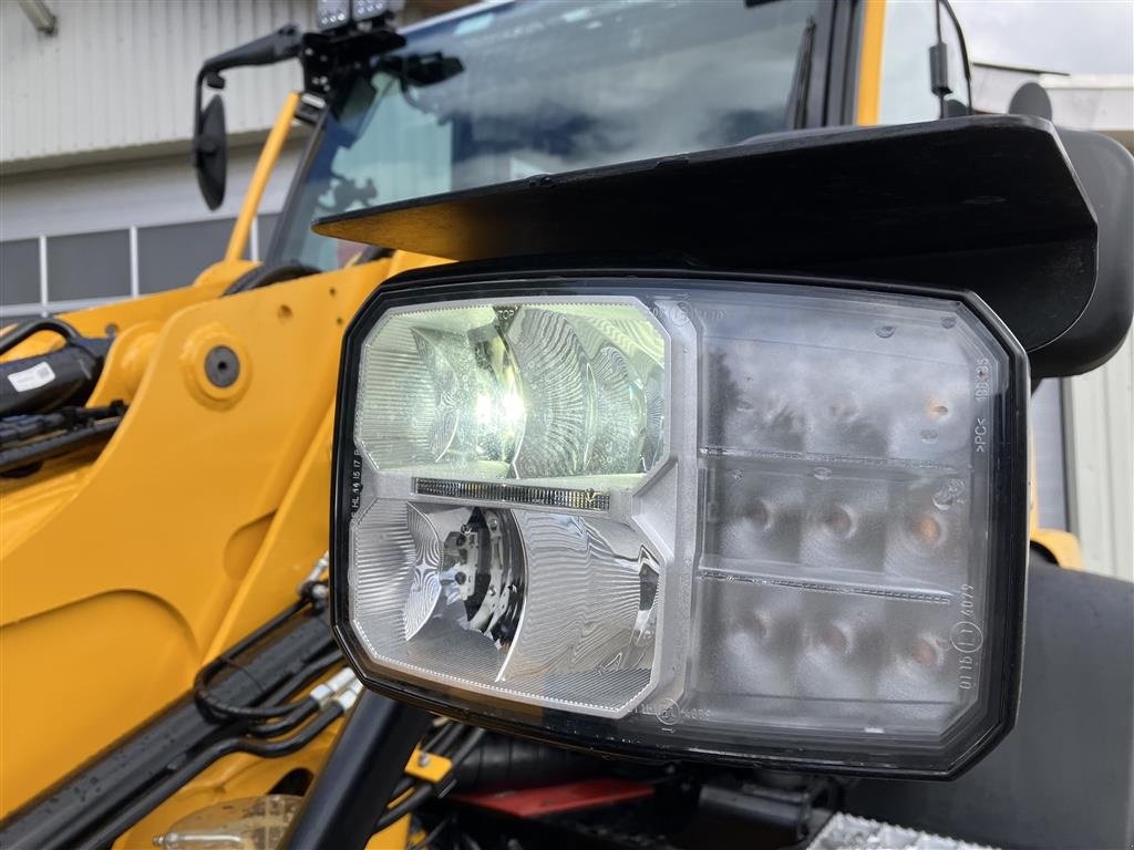 Teleskoplader of the type JCB TM 320 Agri, Gebrauchtmaschine in Spøttrup (Picture 17)